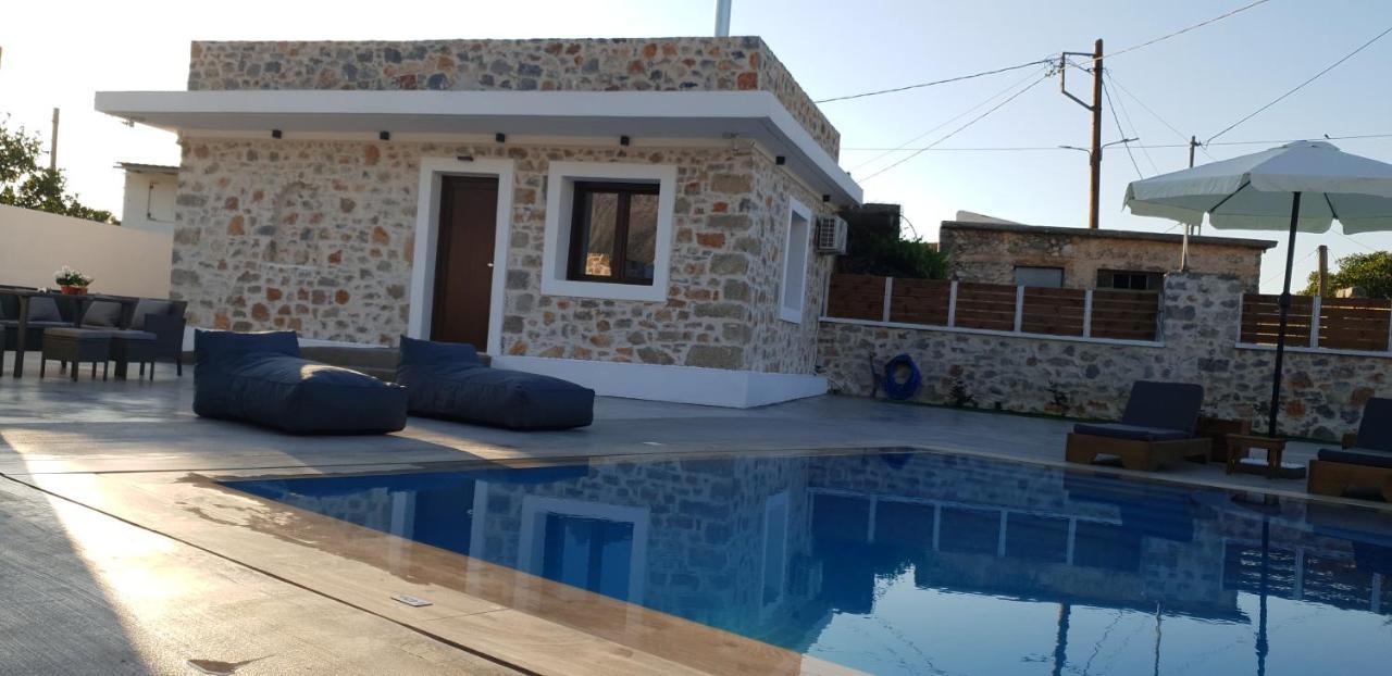 Double Bee Villa With Private Pool Agios Konstantinos  外观 照片
